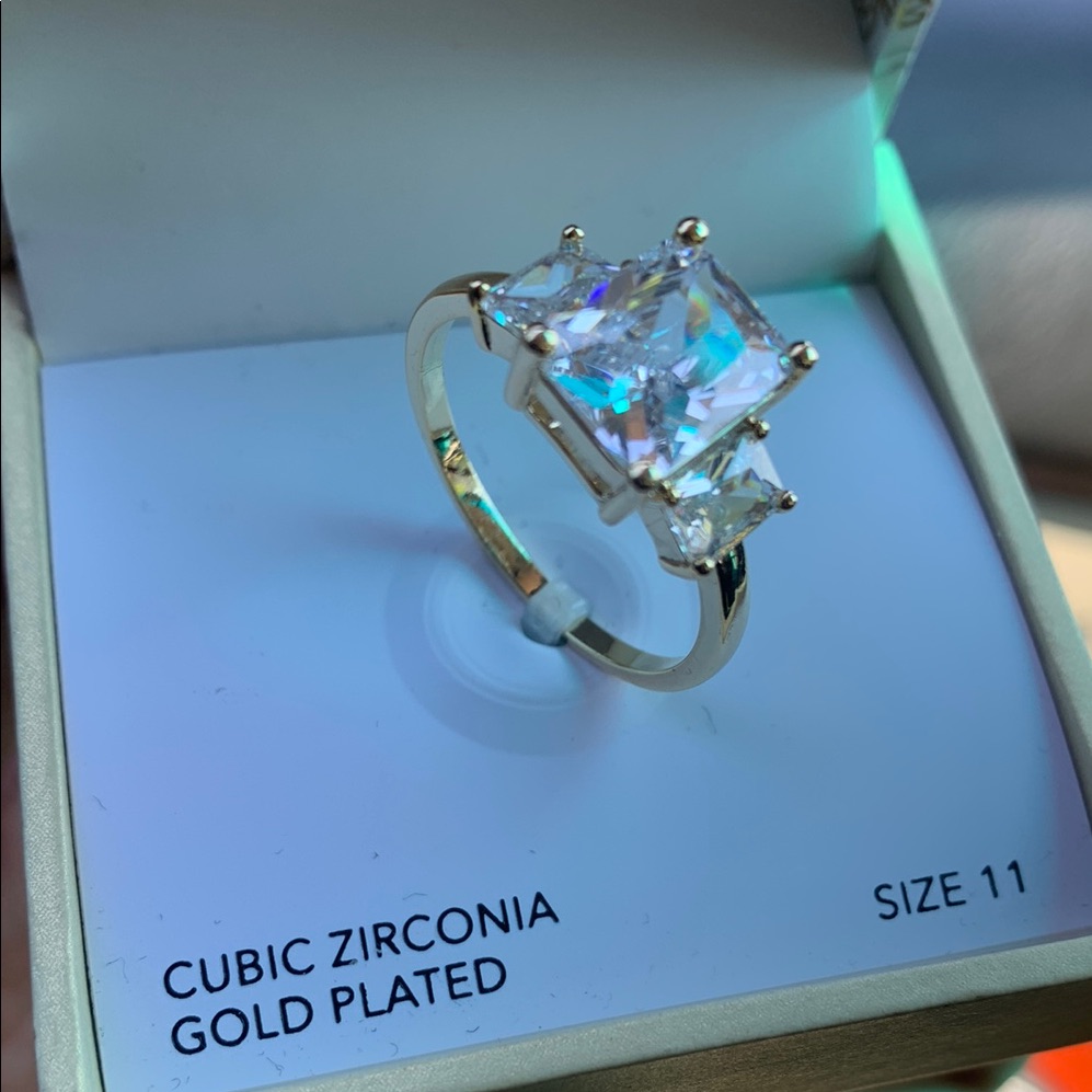 Gold Plated Cubic Zirconia Ring 20$